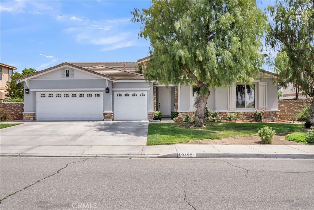 Property Photo: 9492 Taft Street CA 92508