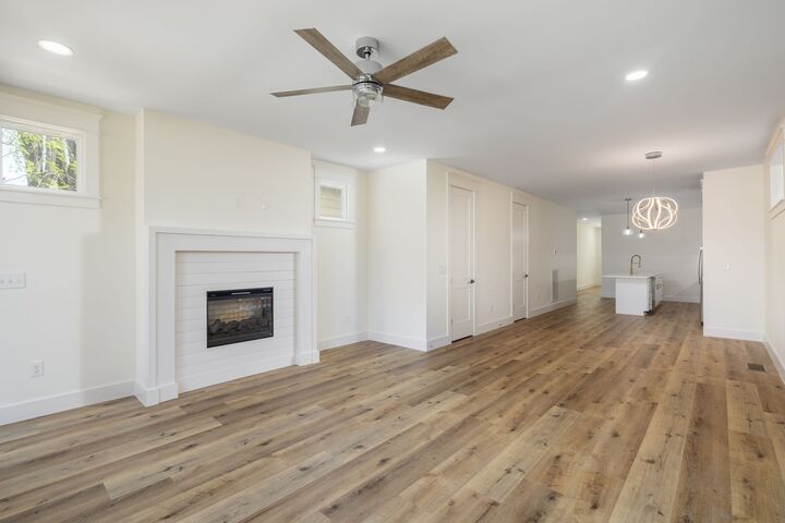 Property Photo:  340A Peachtree St  TN 37210 
