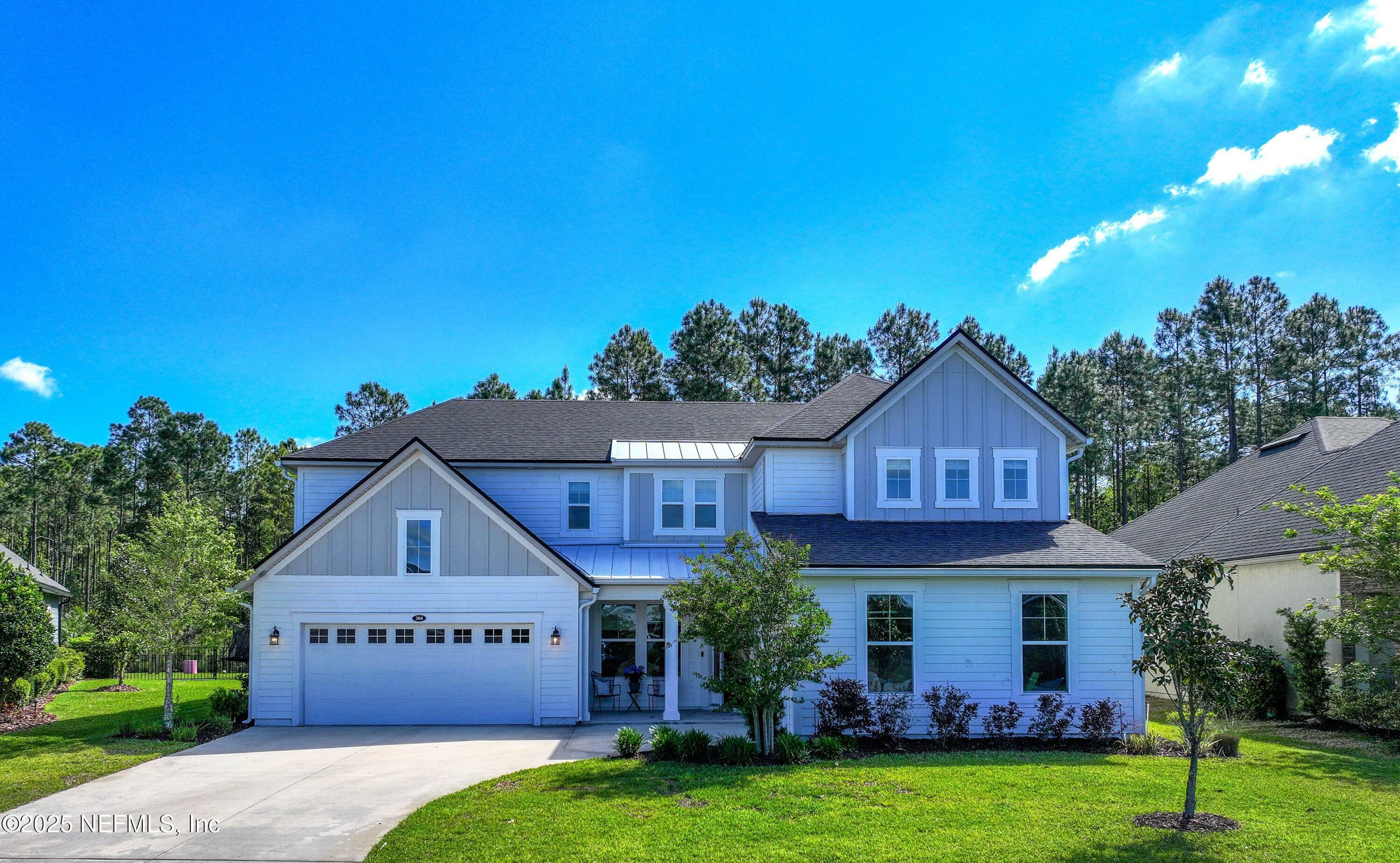 Property Photo: 304 Fresnel Lane FL 32095