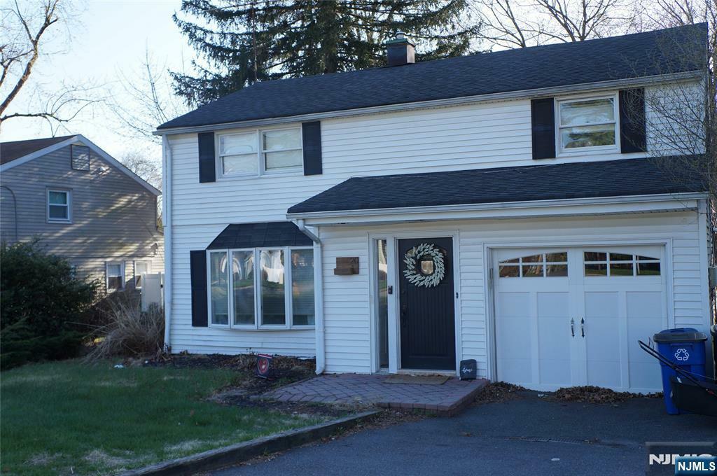 20 Saddle River Road  Waldwick NJ 07463 photo