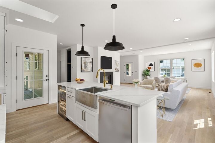Property Photo:  6 Kinsale Lane  MA 02136 