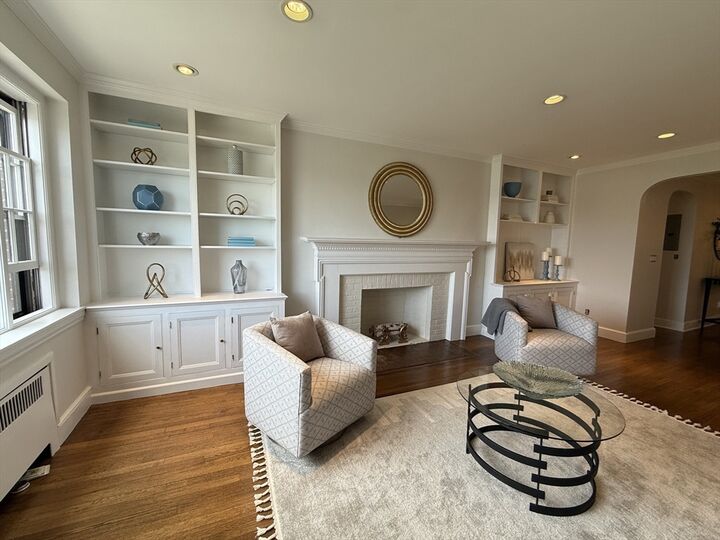 Property Photo:  280 Beacon St 6-5  MA 02116 