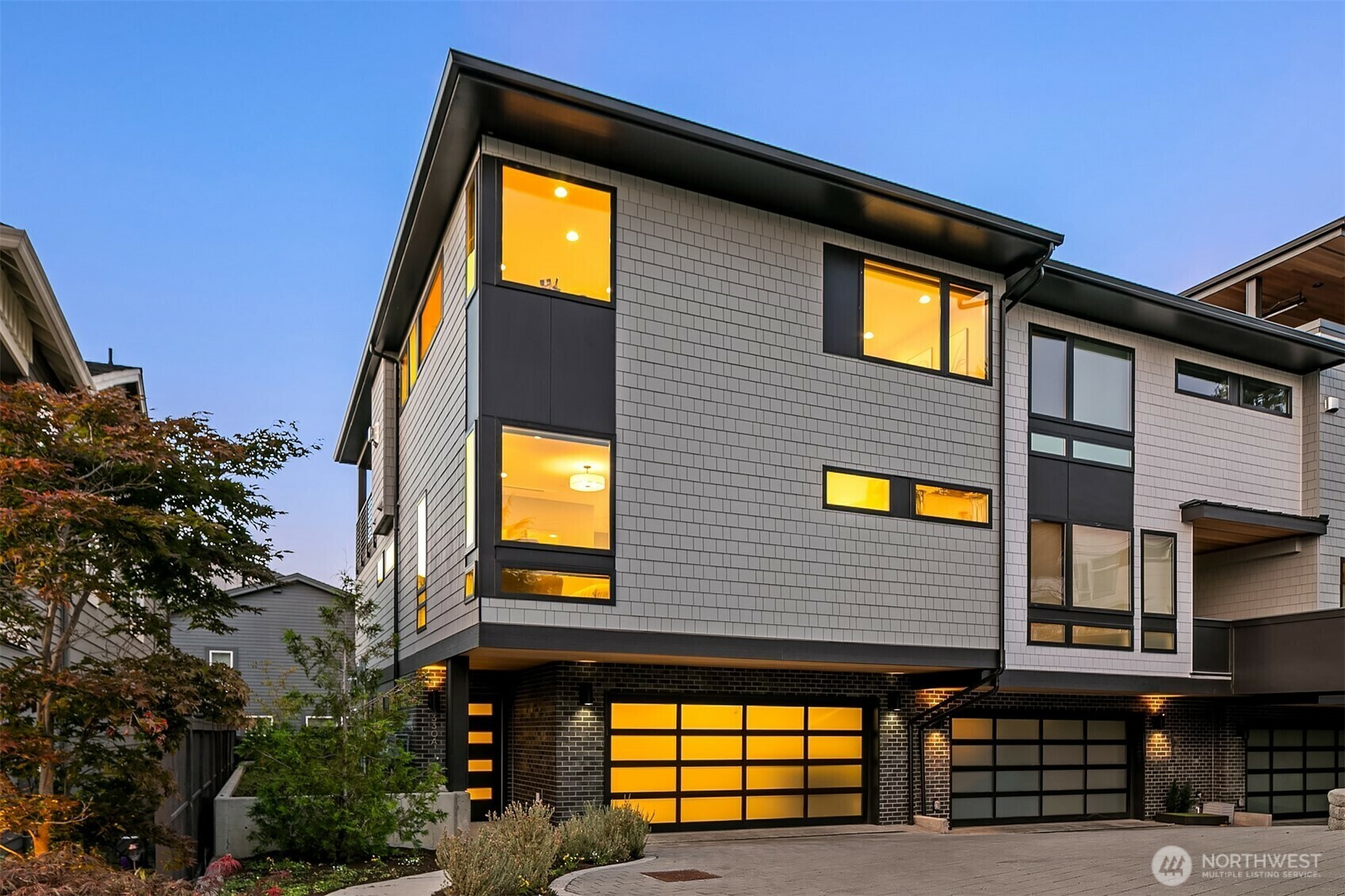 Property Photo: 330 3rd Avenue S A WA 98033