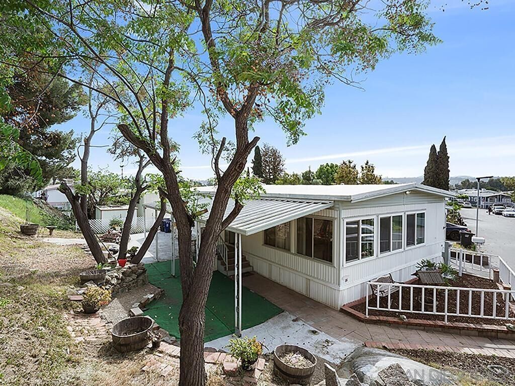 Property Photo: 351 E Bradley Avenue 149 CA 92021