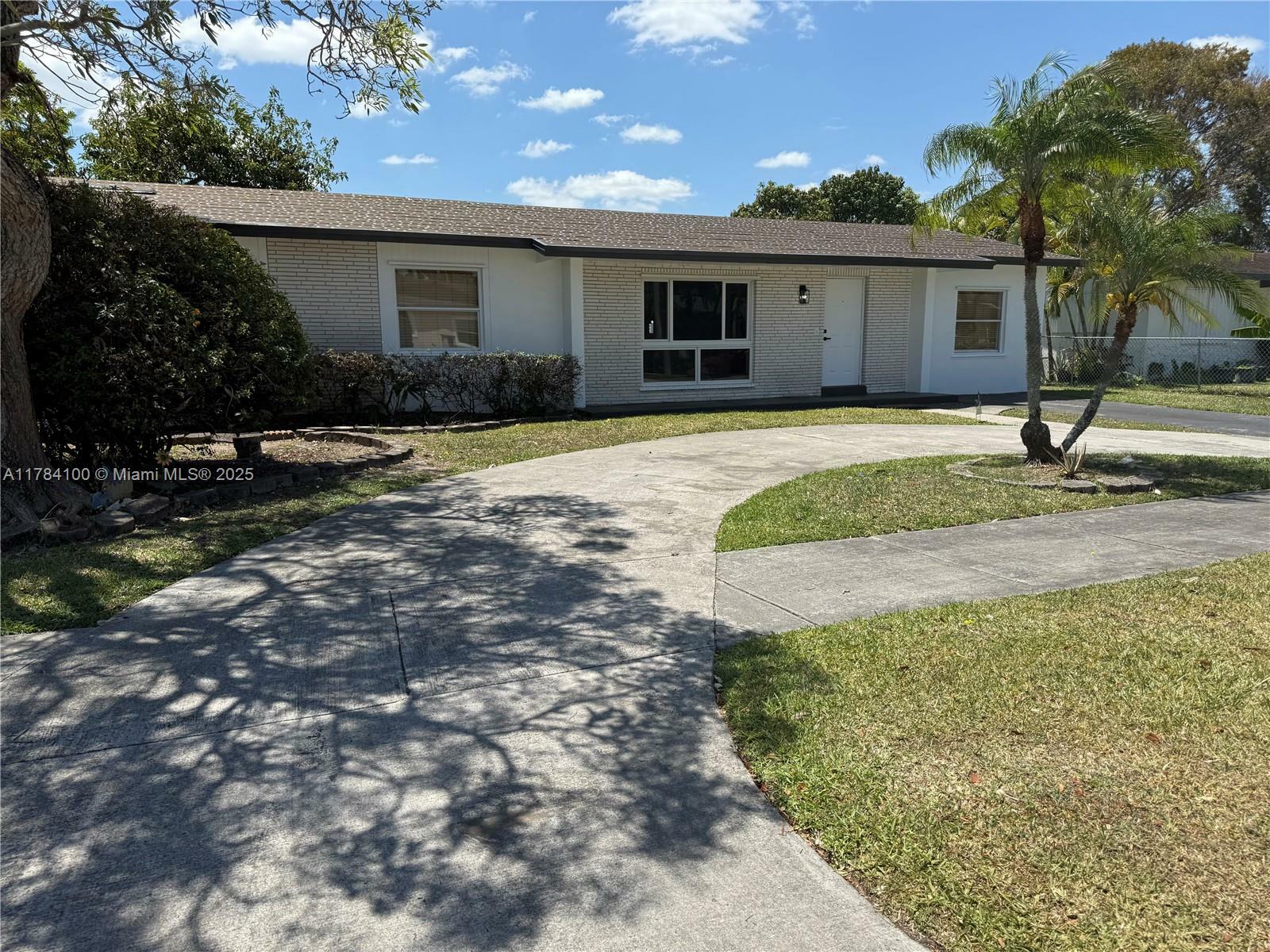 Property Photo: 11004 SW 154th Ter 11004 FL 33157