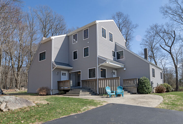 Property Photo:  170 Barker Hill Drive  CT 06437 