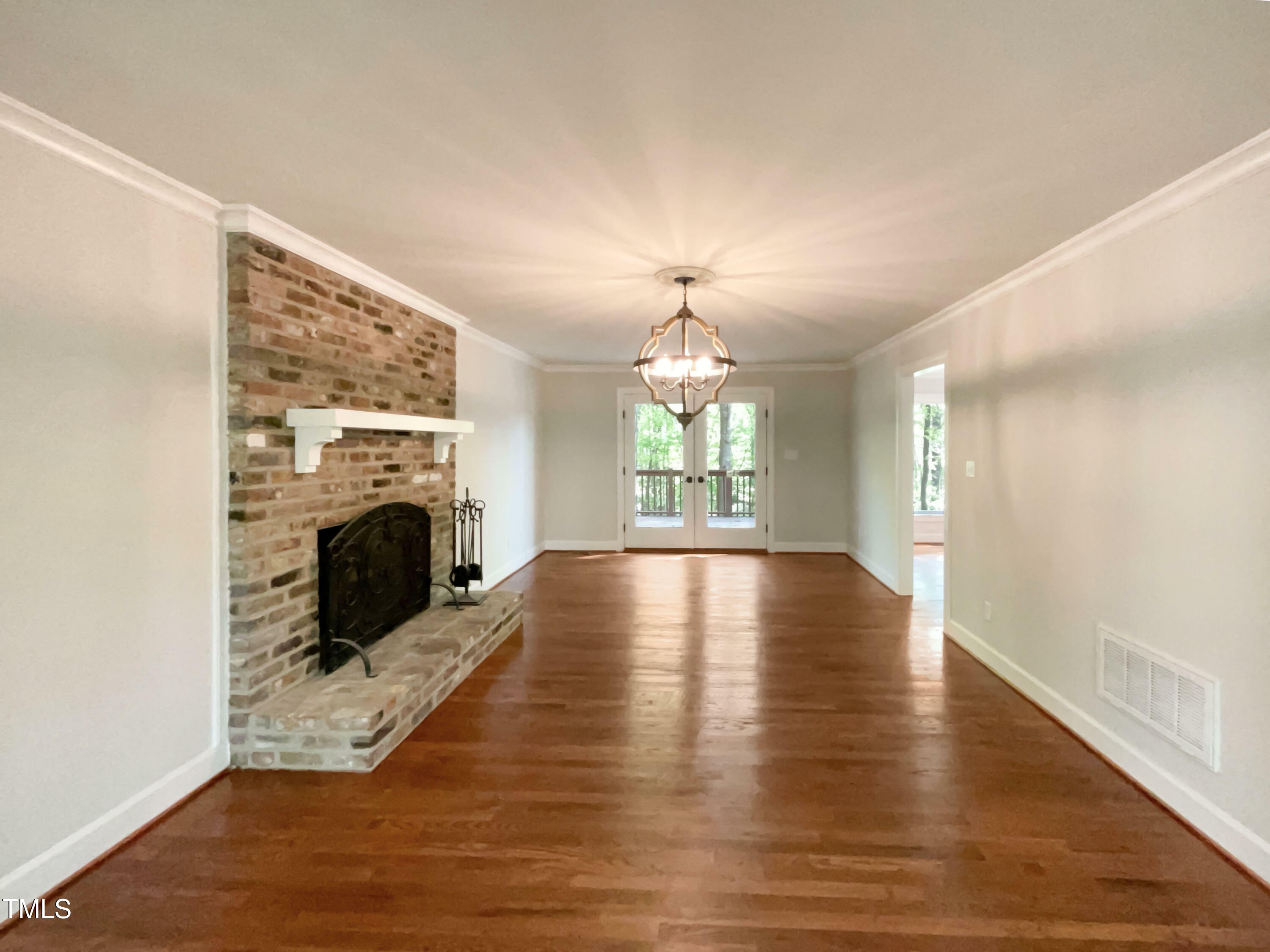 Property Photo: 145 Brannigan Place NC 27511