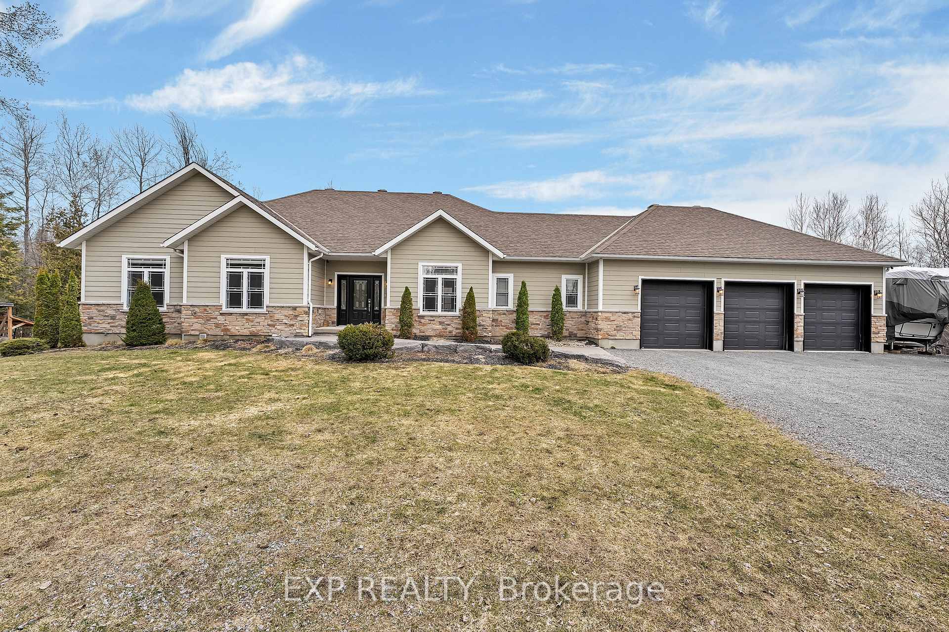 Property Photo: 155 Wilbert Cox Drive ON K0A 1L0