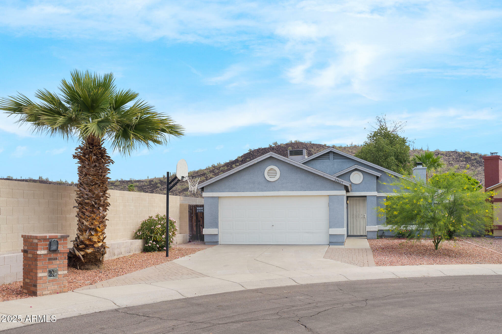 Property Photo: 22627 N 31st Drive AZ 85027