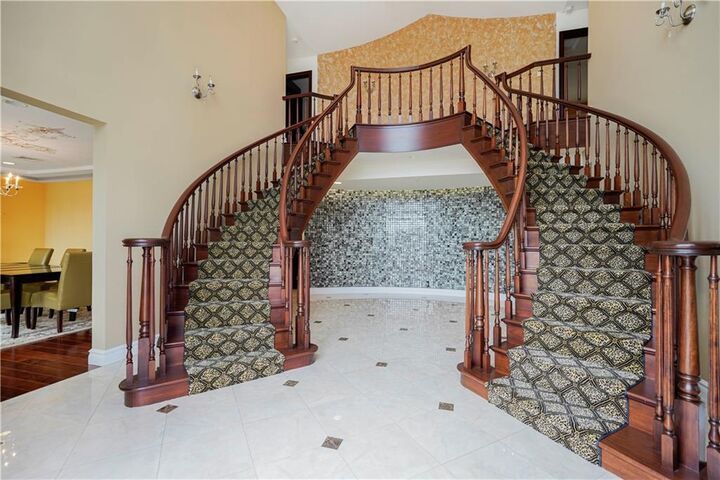 Property Photo: 246 Howard Avenue NY 10301