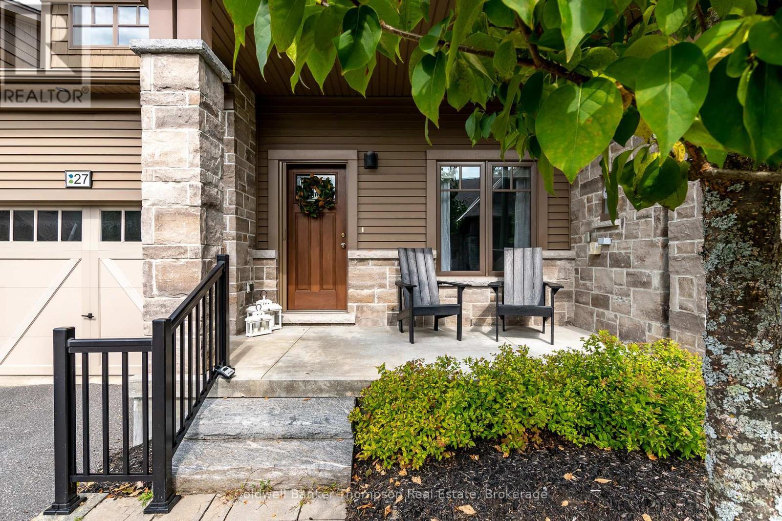Property Photo: 27 Serenity Place Crescent ON P1H 0C4
