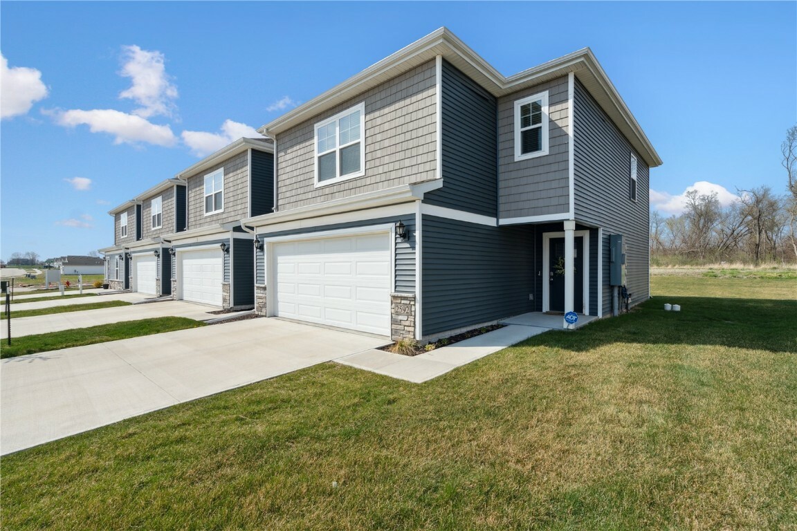 Property Photo: 2592 Anne Lane IA 52233