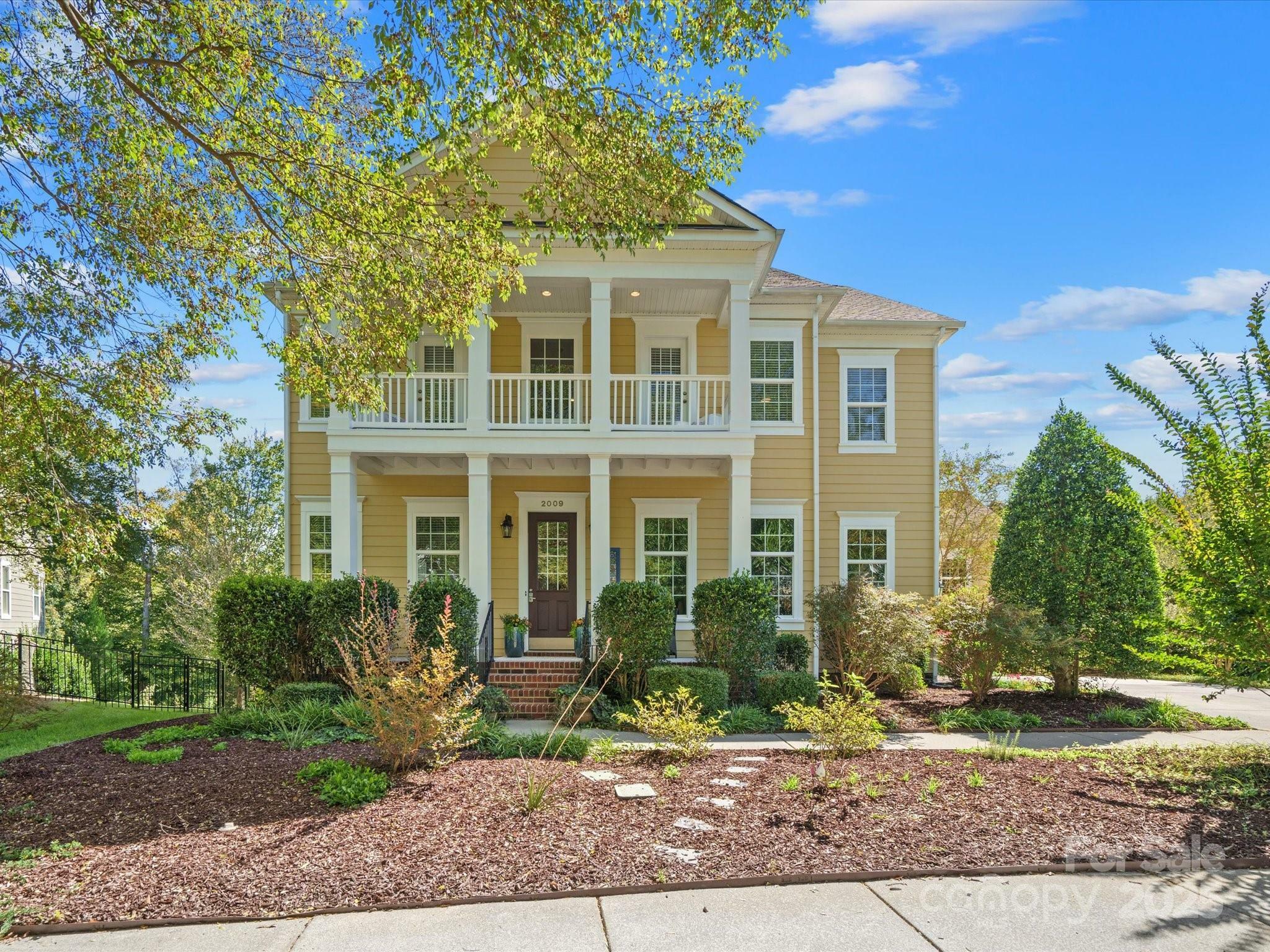 Property Photo: 2009 Waterbury Lane NC 28173