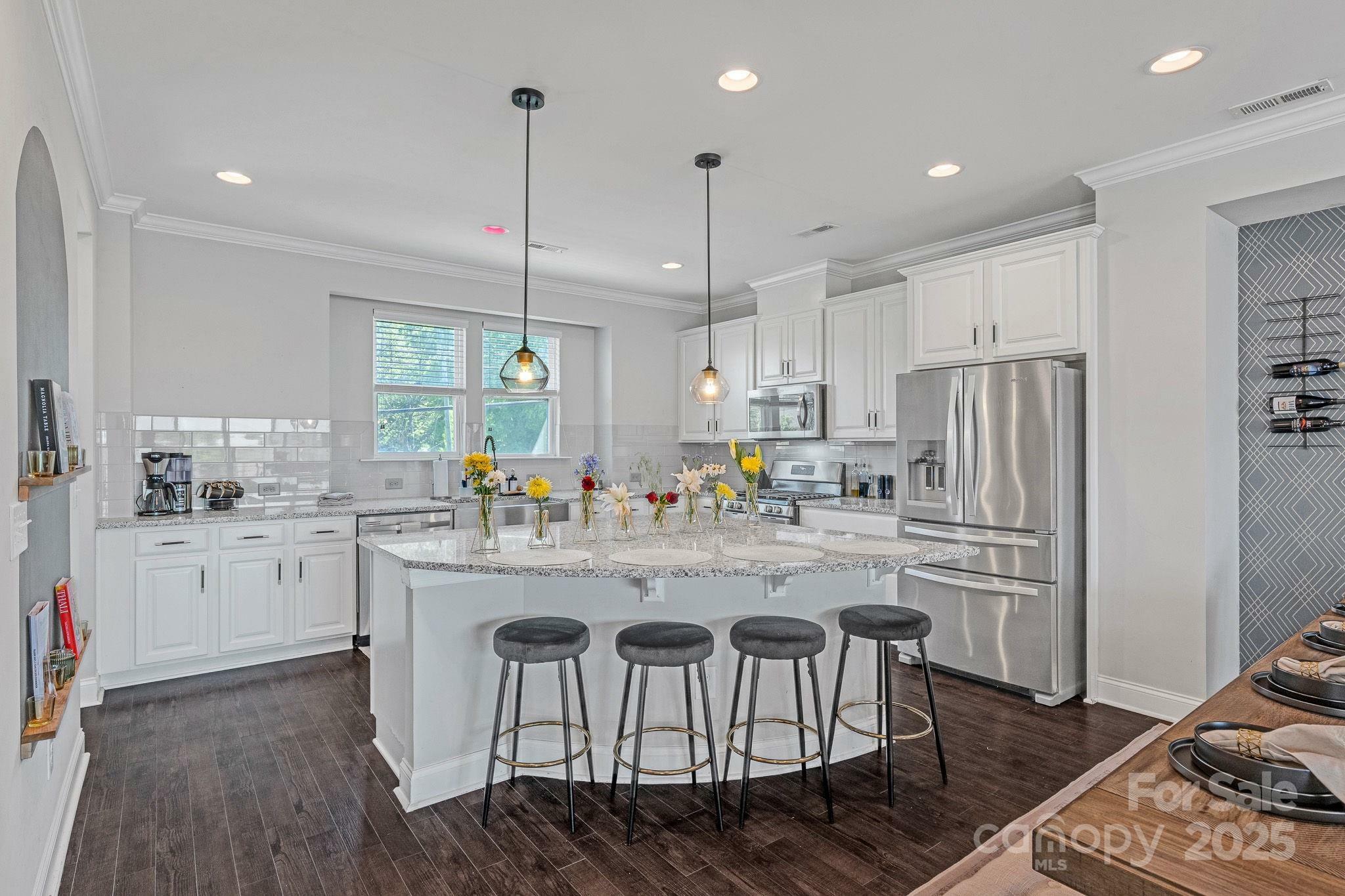 Property Photo: 2551 Statesville Avenue NC 28206