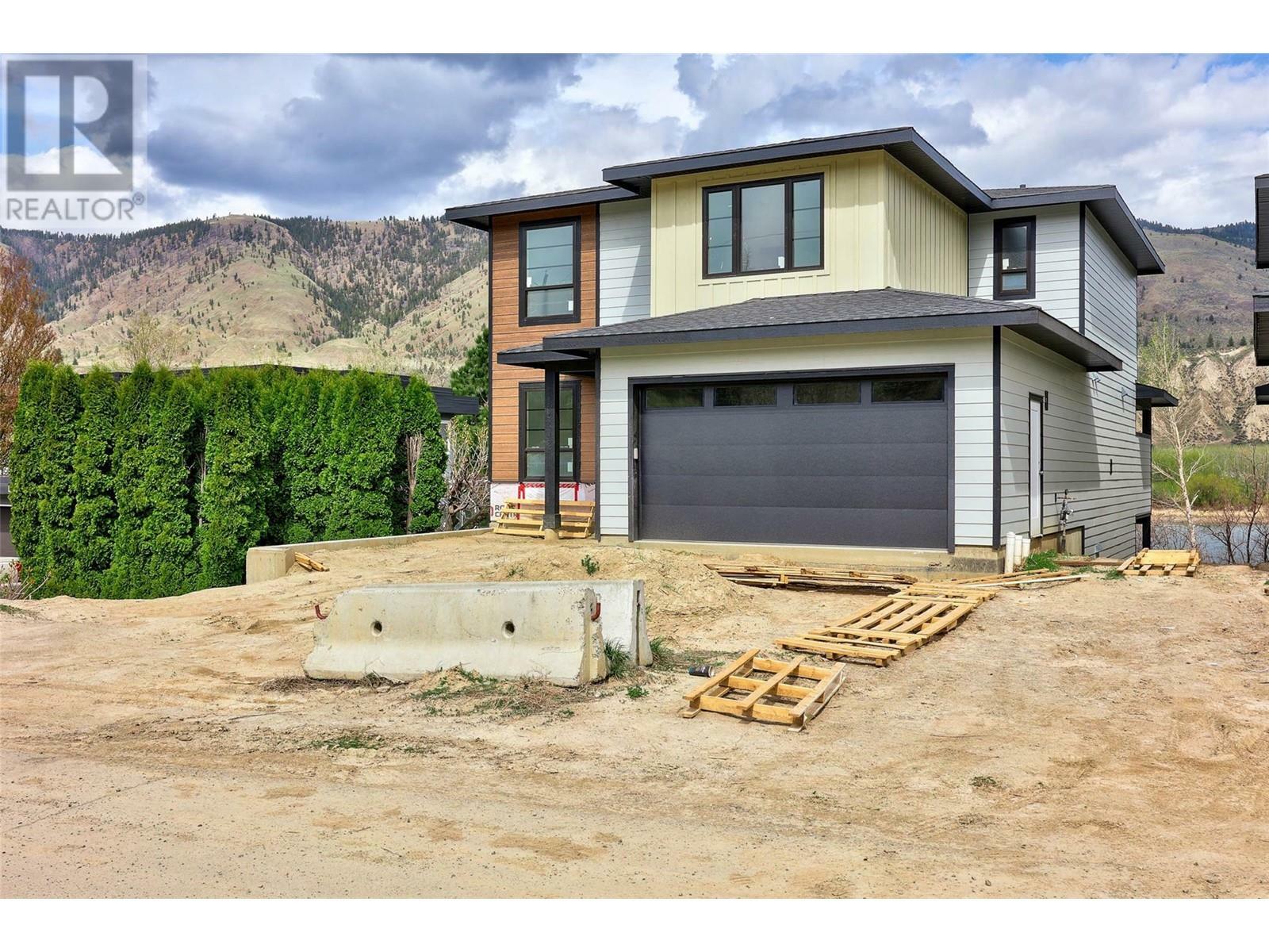 Property Photo:  2844 Thompson Drive  BC V2C 4L7 