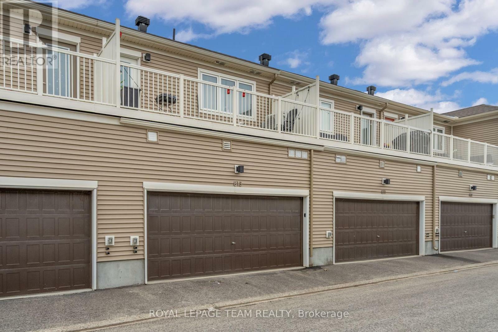 Property Photo: 813 Beatrice Peak Court ON K2J 6T6