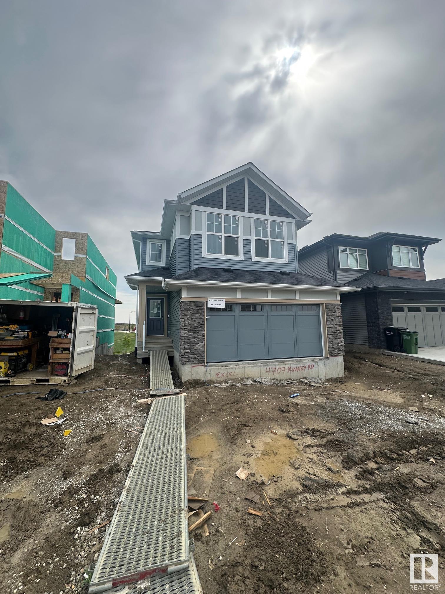 Property Photo:  4707 Kinney Road SW  AB T6W 5P2 