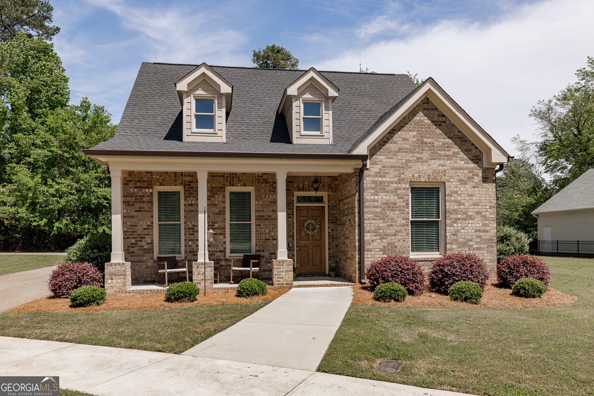 Property Photo: 266 Pointe Place GA 30605