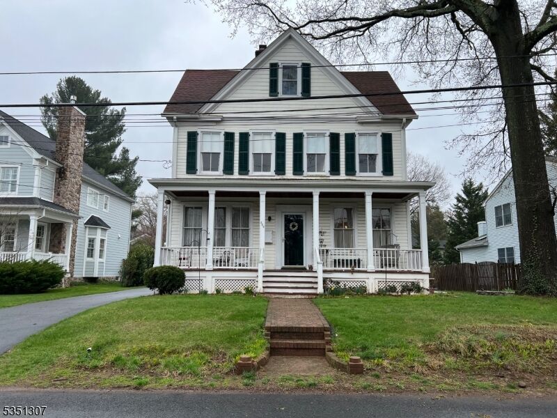 Property Photo: 826 Wallberg Ave NJ 07090