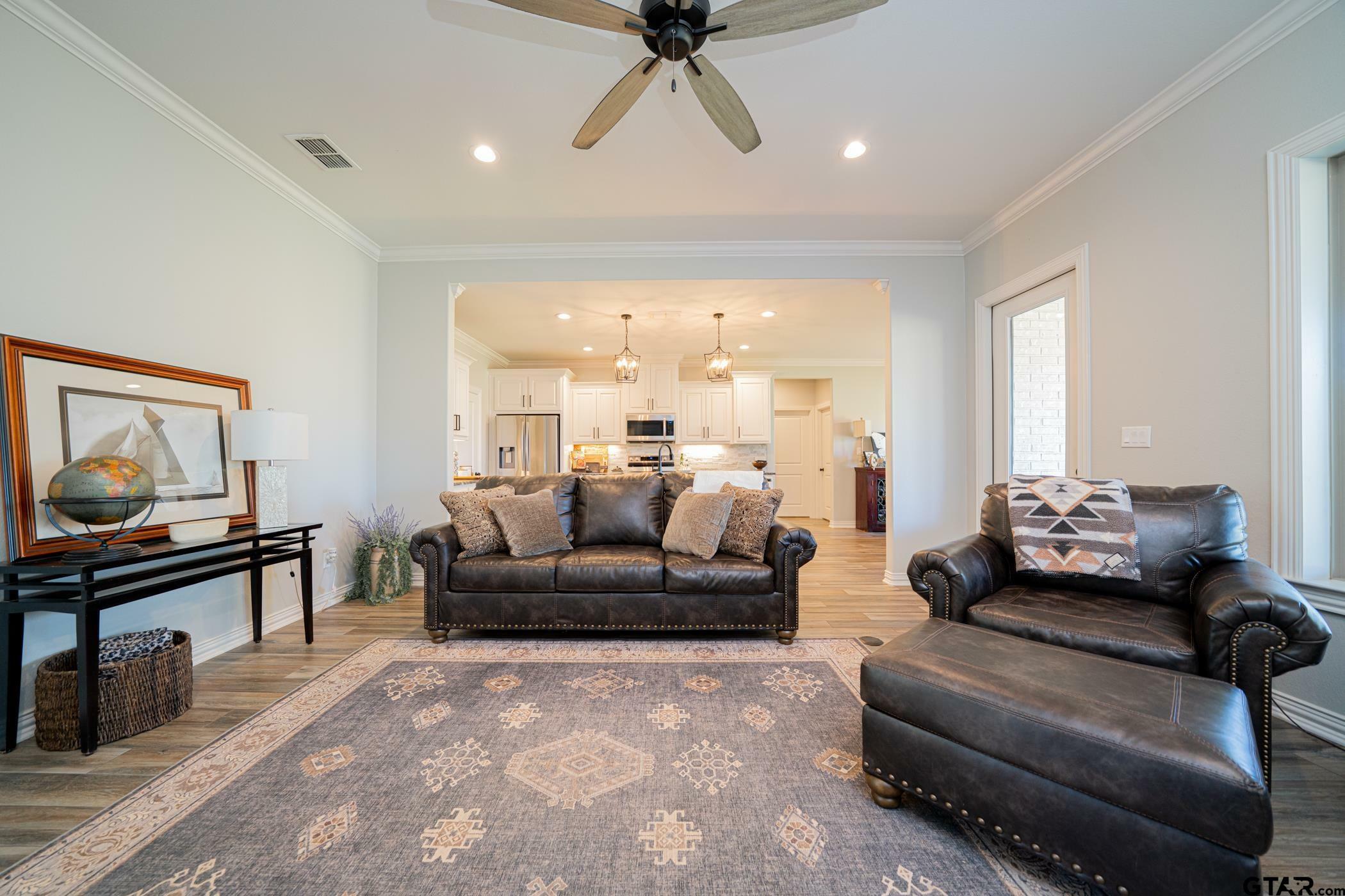 Property Photo:  4501 Windsor Park Ln  TX 75662 