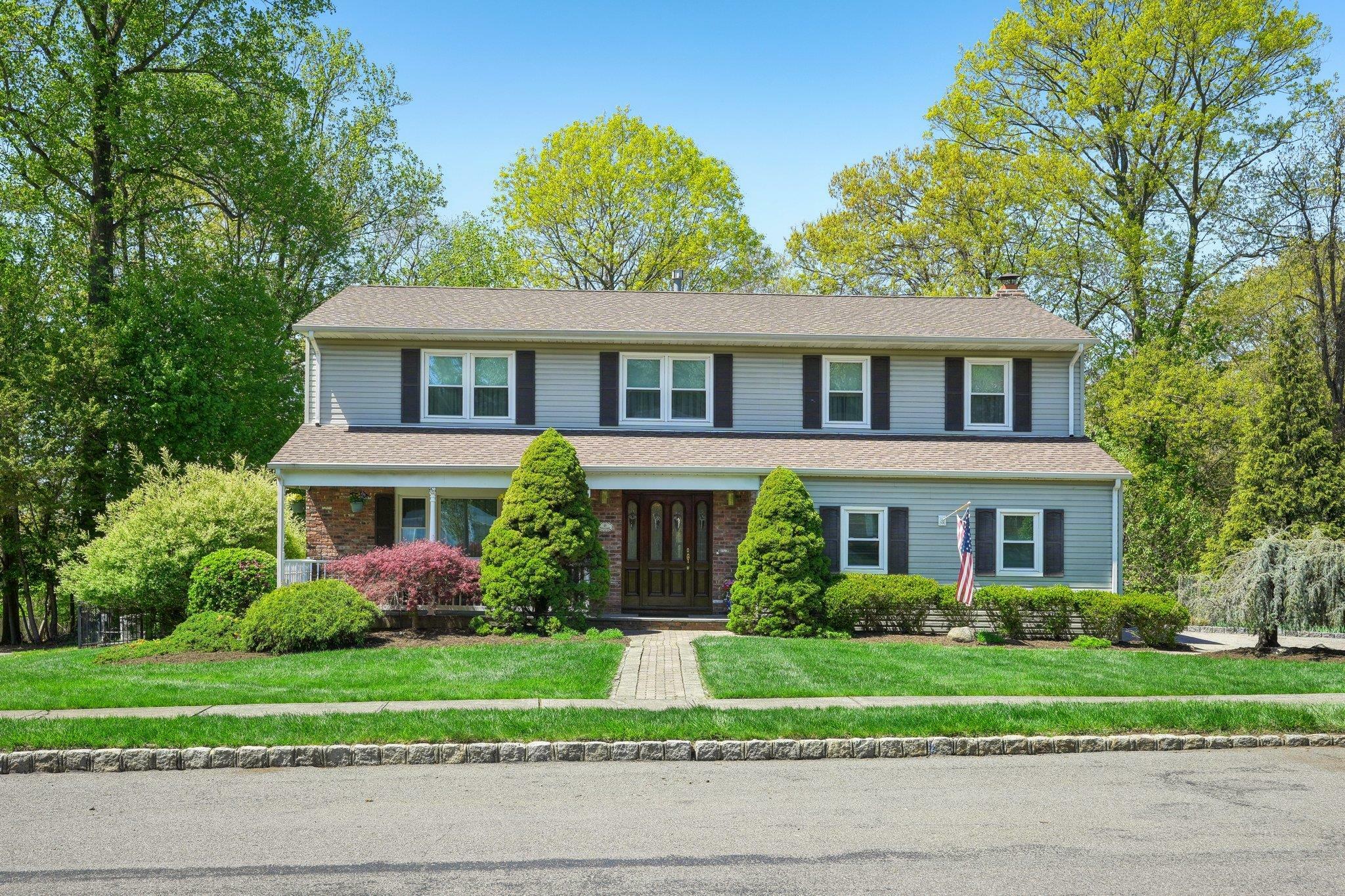 Property Photo:  49 Minuteman Circle  NY 10962 