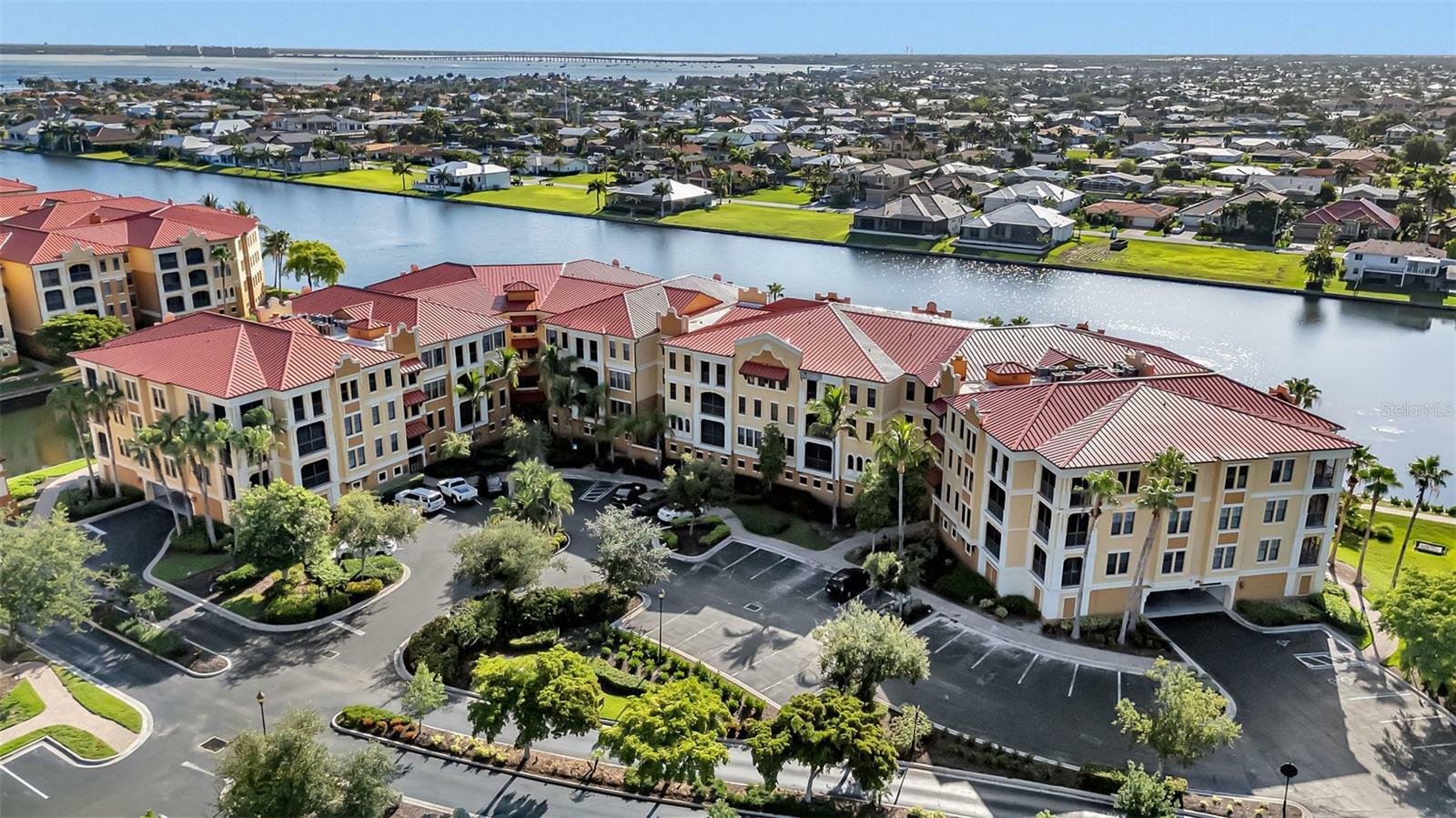 Property Photo: 98 Vivante Boulevard 9834 FL 33950