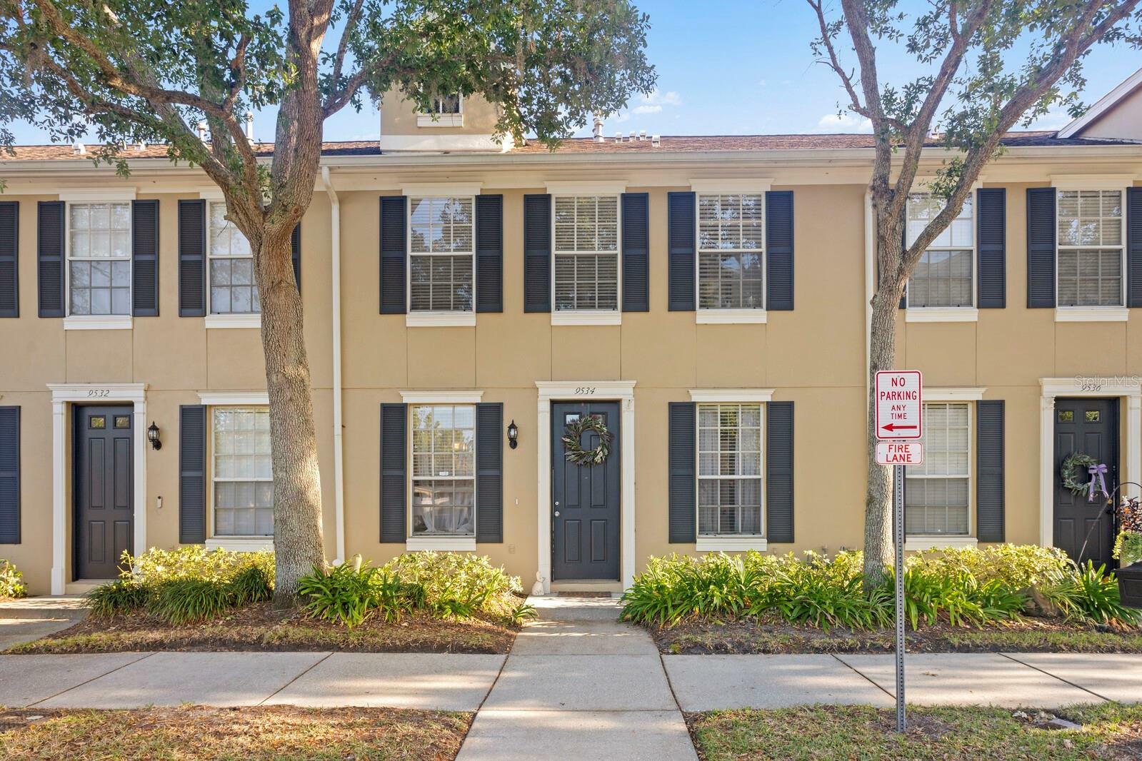 Property Photo: 9534 W Park Village Drive FL 33626