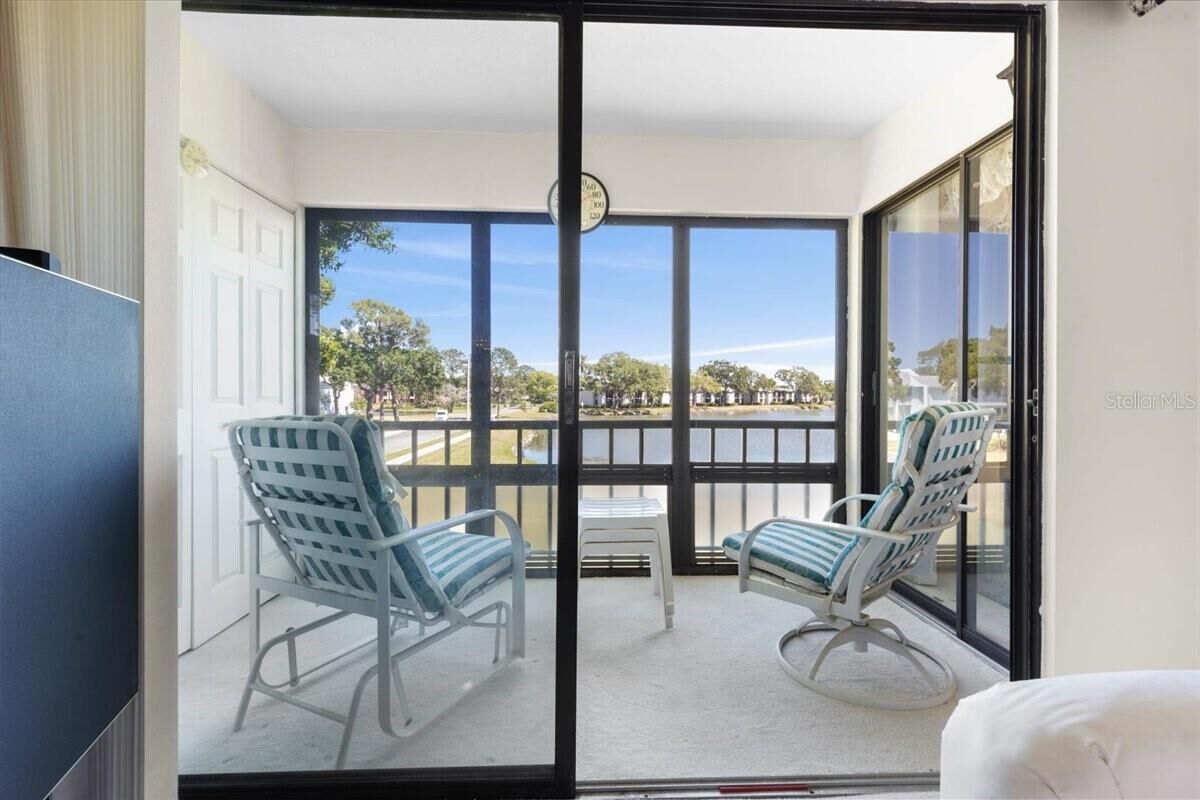 Property Photo: 108 Lakeview Court 108 FL 34677