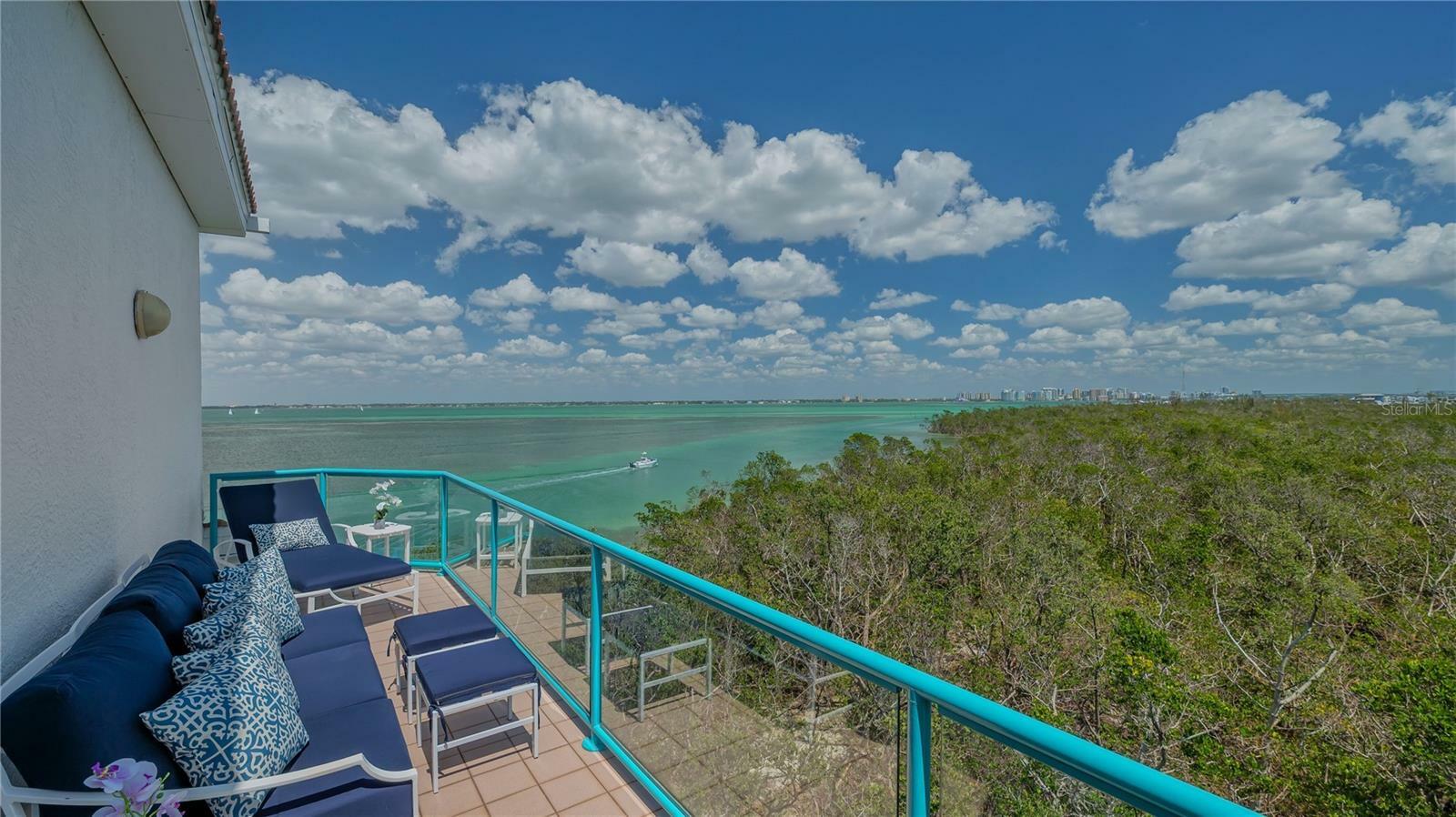 Property Photo: 340 Gulf Of Mexico Drive 136 FL 34228