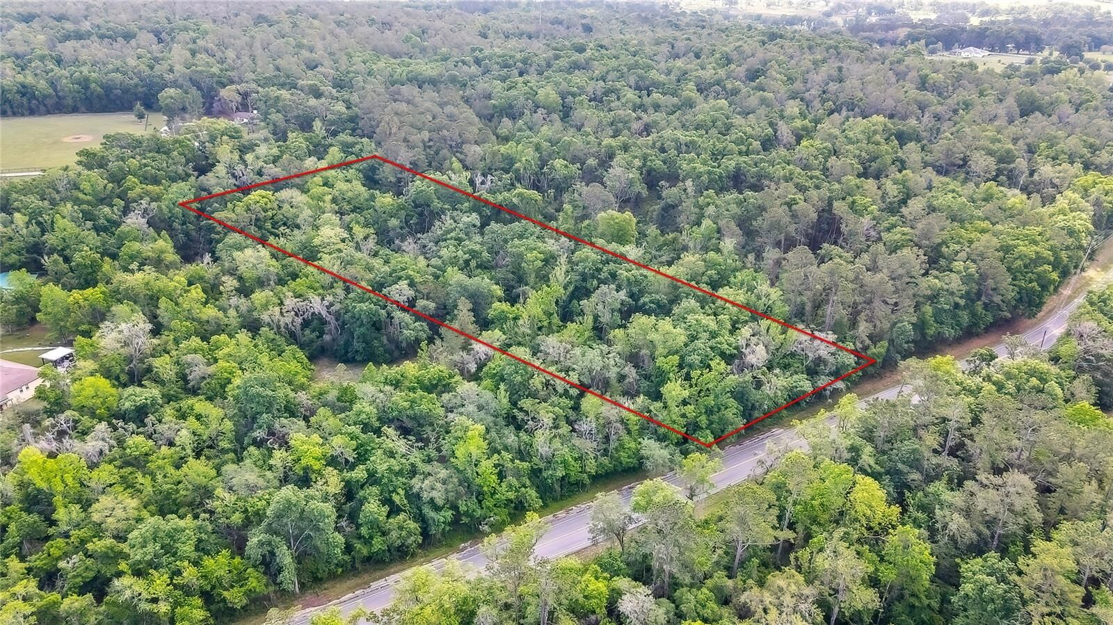 Property Photo:  3060 Spring Lake Highway  FL 34602 