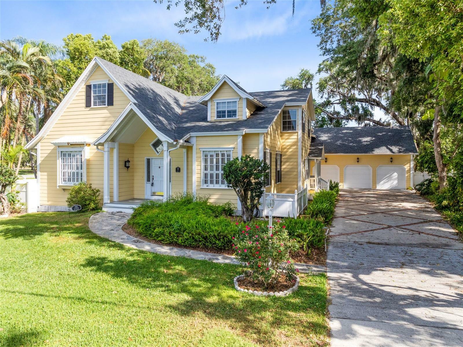 910 Cypress Avenue  St Cloud FL 34769 photo