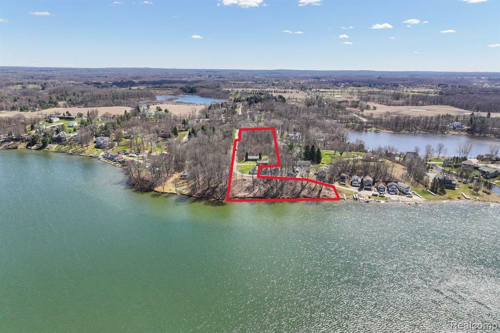 Property Photo: 3931 S Shore Drive MI 48446 9609