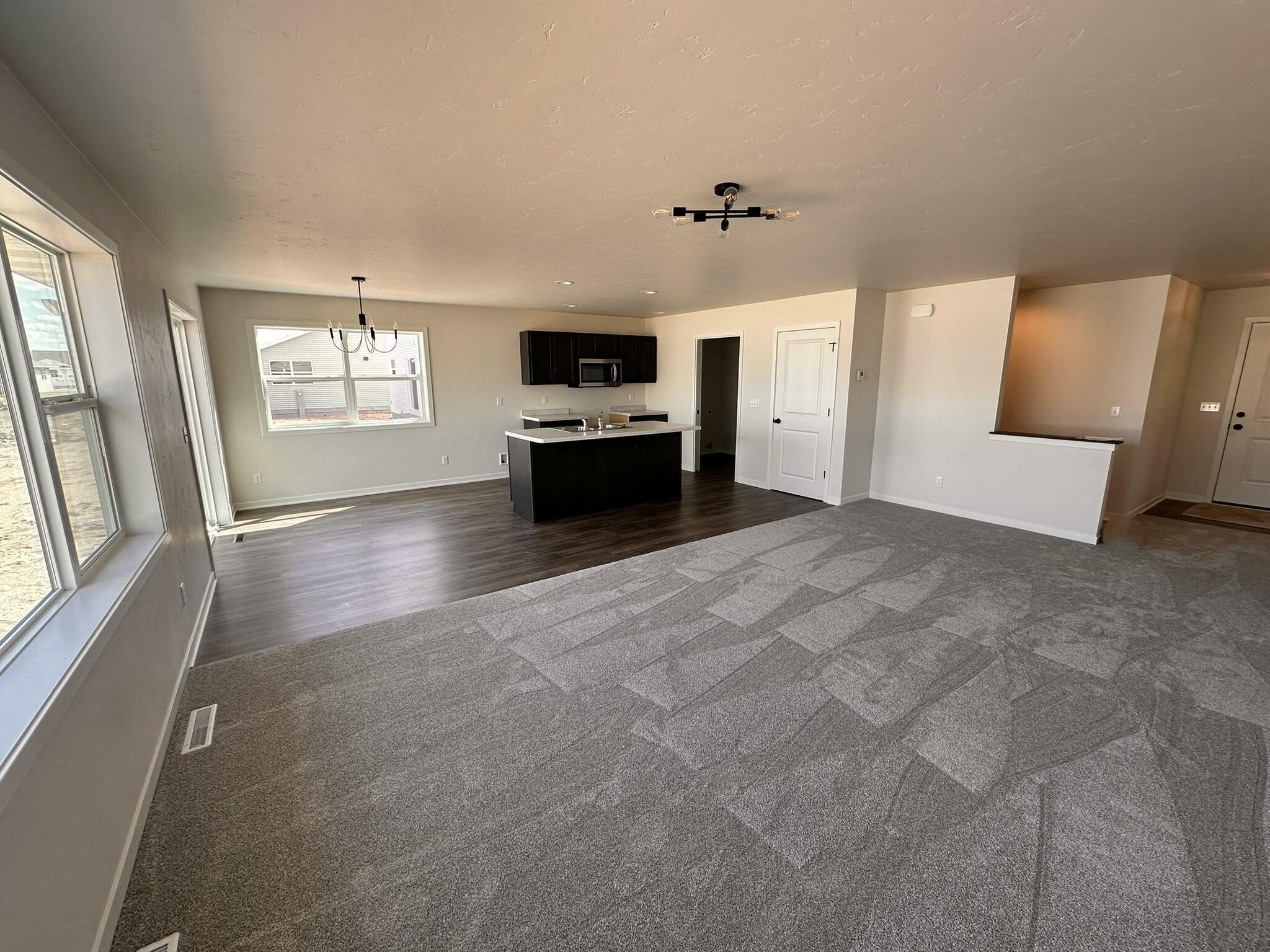Property Photo: 1035 McNish Ct WI 53085