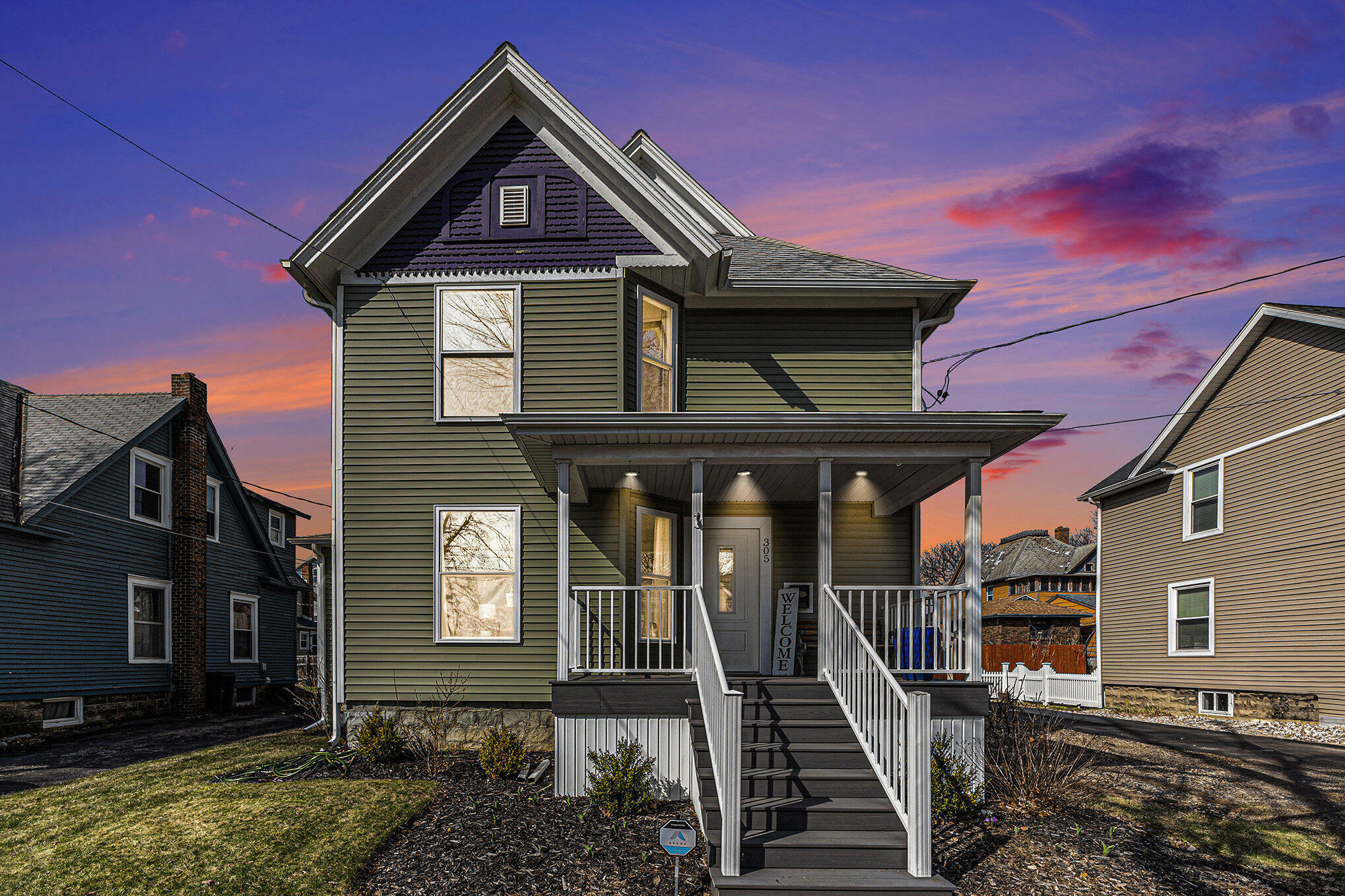 Property Photo: 305 Perry Street MI 49224
