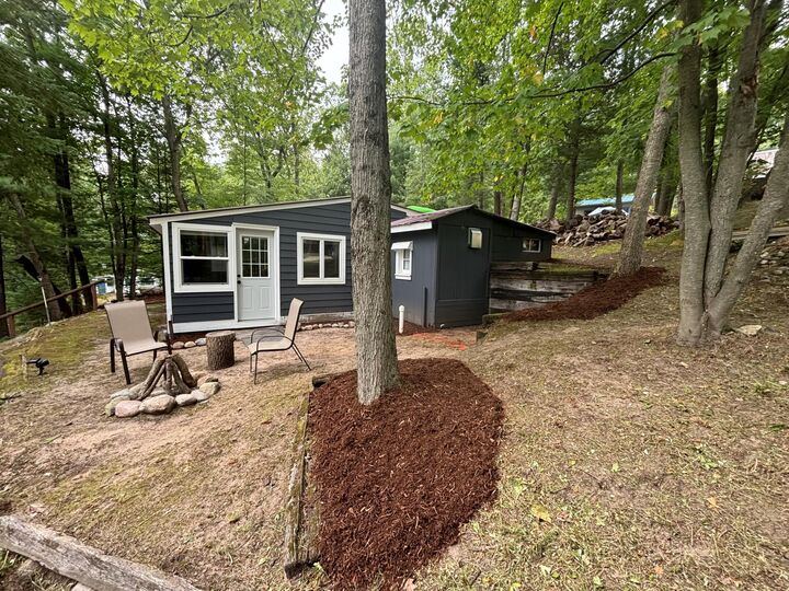 Property Photo:  1112 Lake Drive  MI 48625 