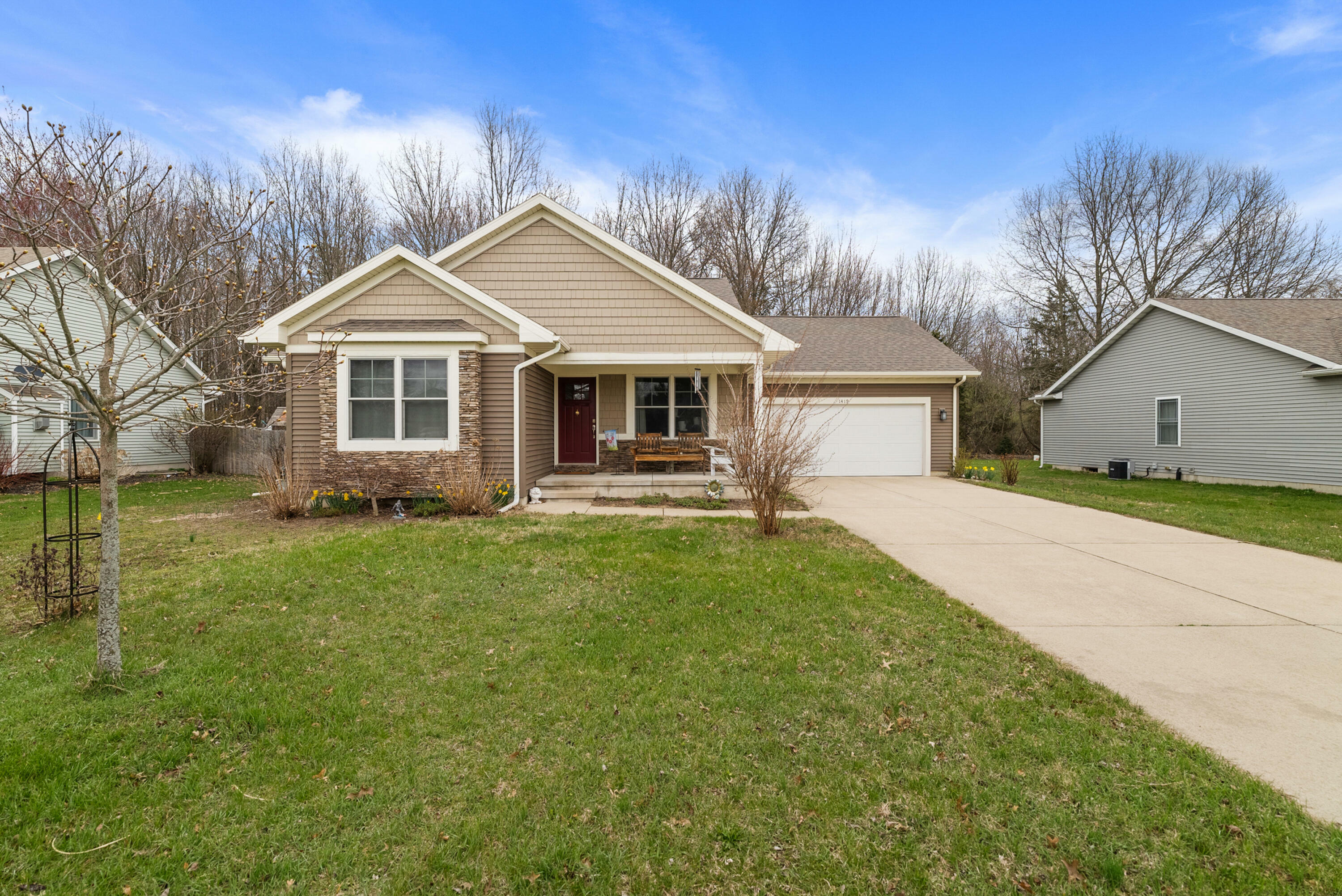 Property Photo: 1419 Kristen Path MI 49085