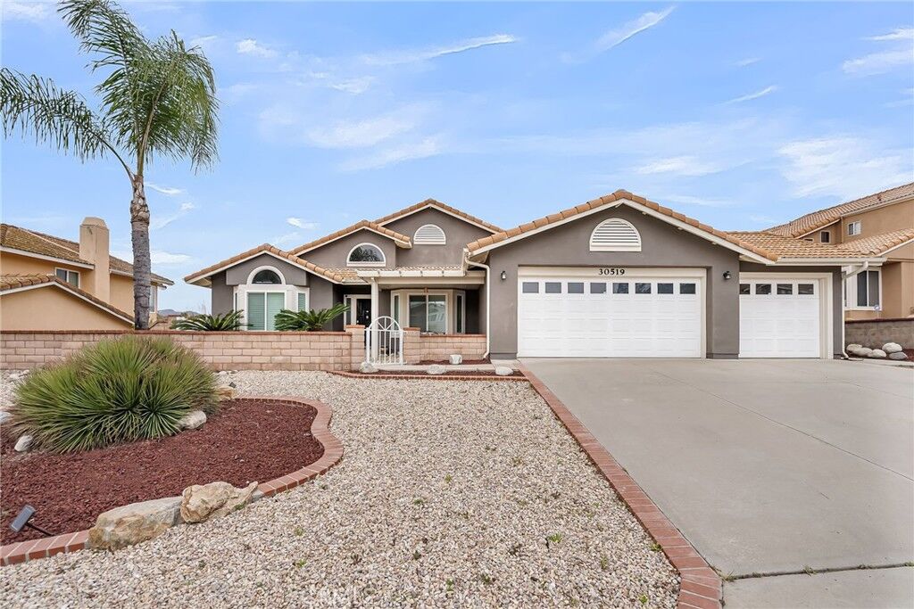 Property Photo:  30519 Colina Verde Street  CA 92592 