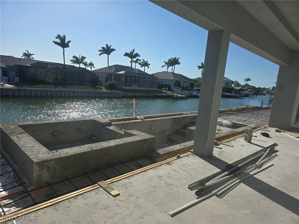 Property Photo: 218 Dan River Court FL 34145