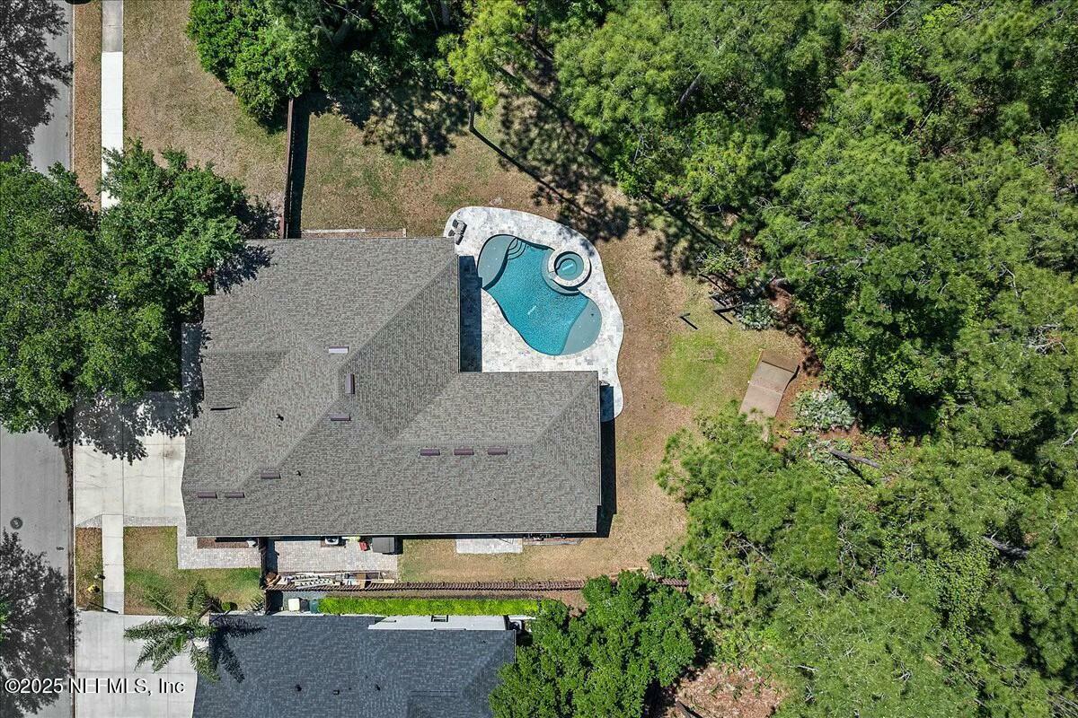Property Photo: 6095 Shadehill Road FL 32258