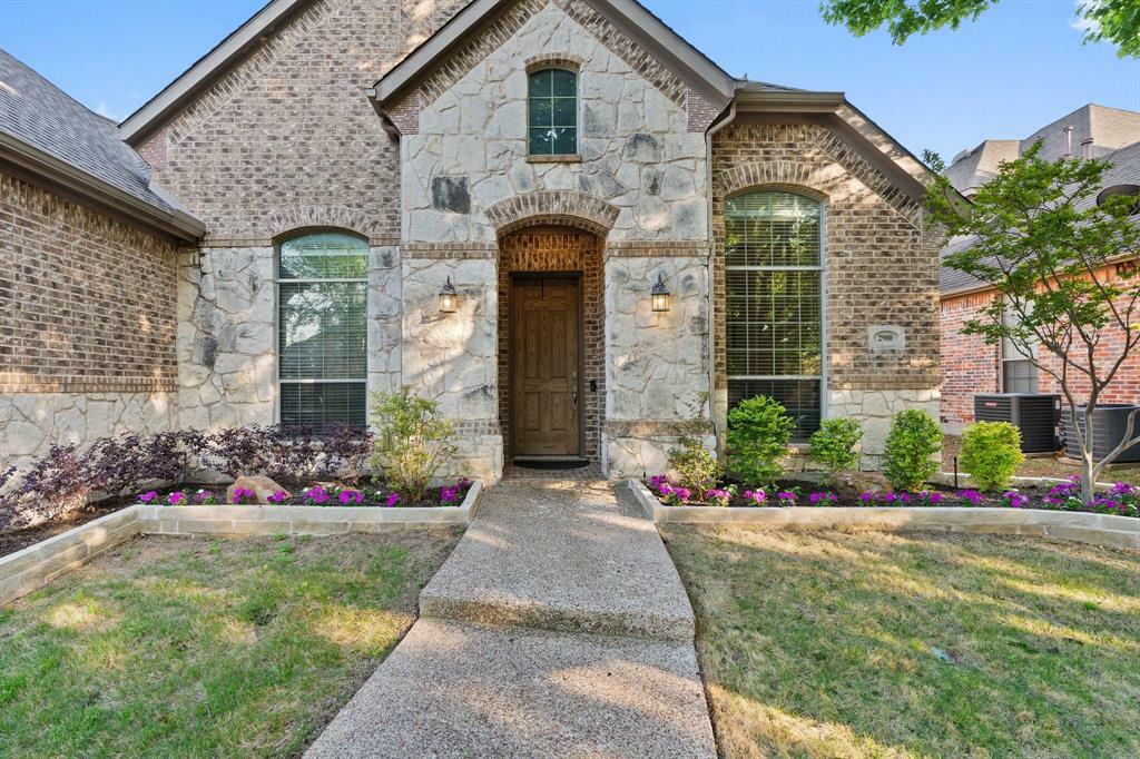 Property Photo: 2900 Independence Drive TX 75454