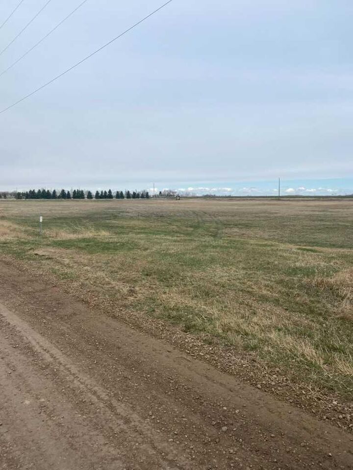 Property Photo: 150049 Hwy 542 AB T1R 1C5