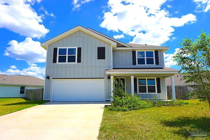 Property Photo:  805 Otto Loop  FL 32539 