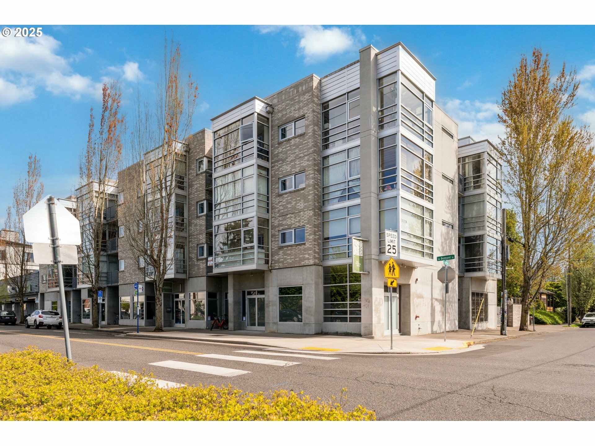 910 SE 42nd Ave 270  Portland OR 97215 photo