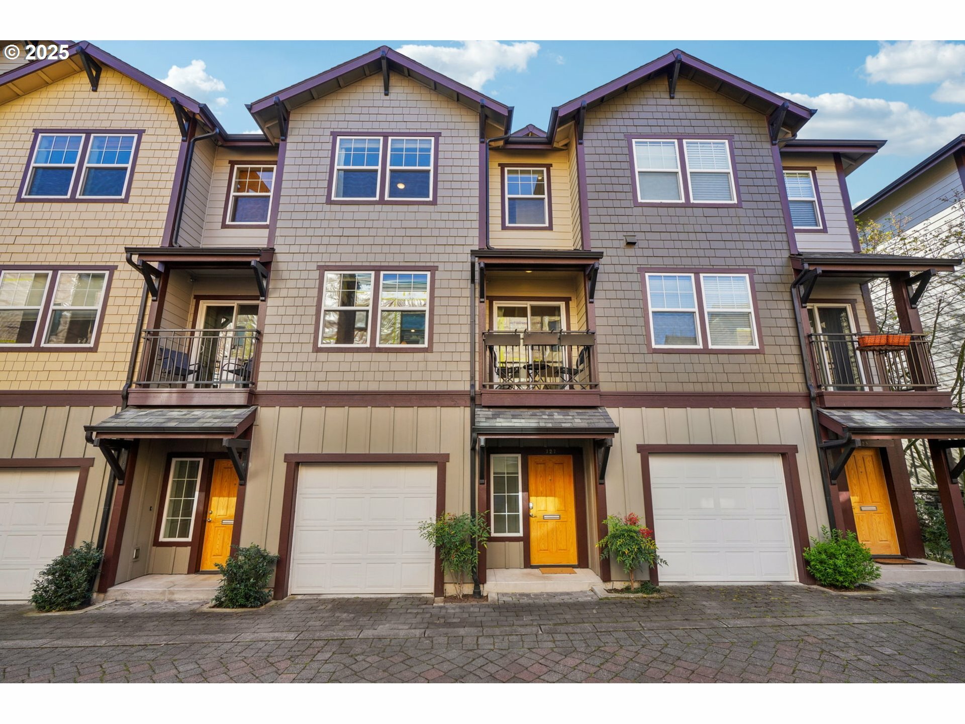 727 SE 33rd Pl 21  Portland OR 97214 photo