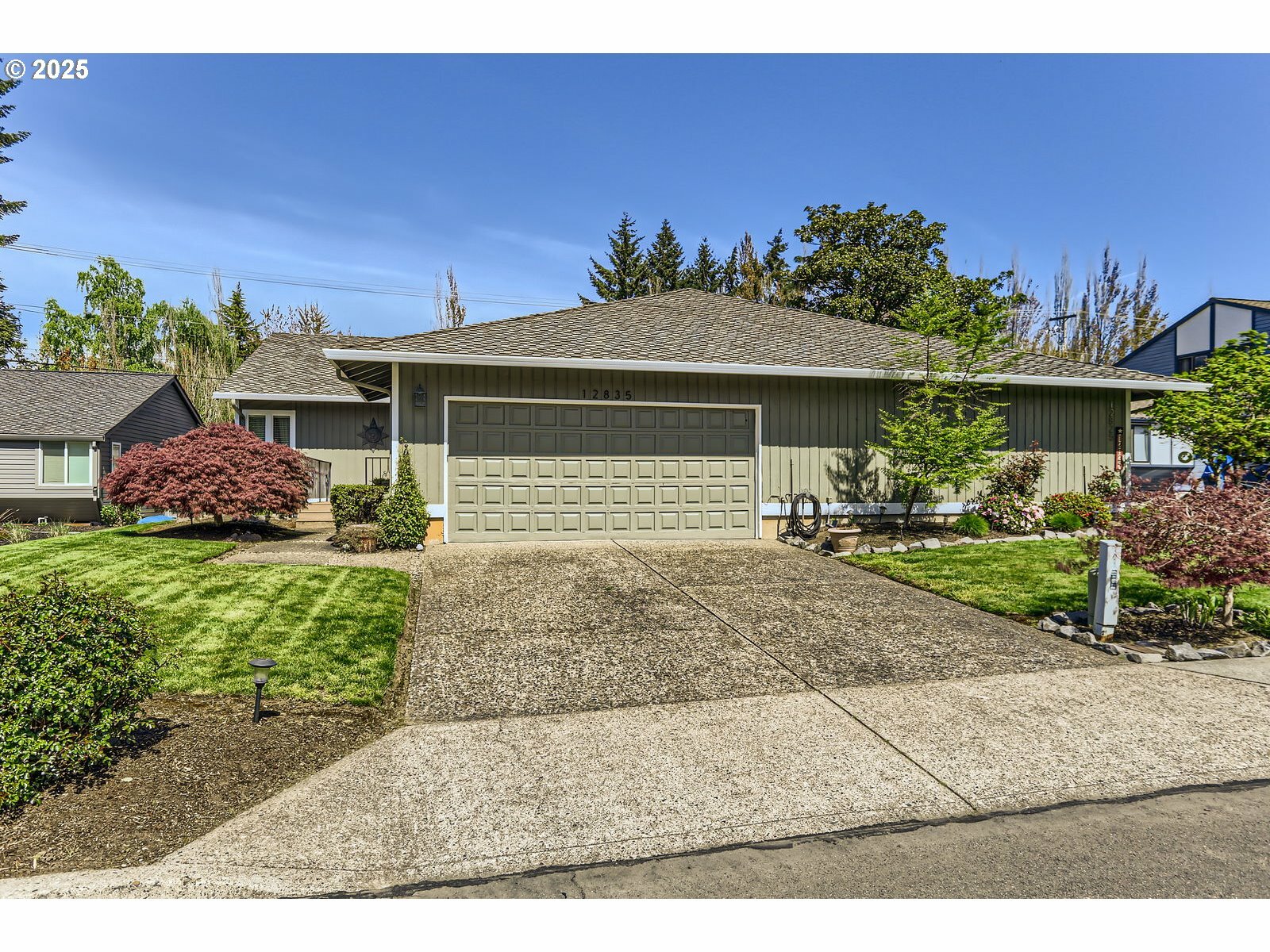 Property Photo: 12835 SW Chicory Ct OR 97223