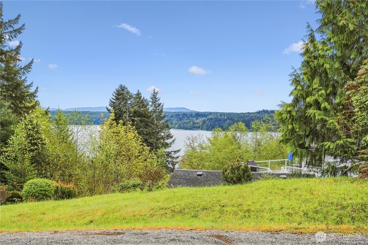 Property Photo:  80 N Beacon Point S  WA 98555 