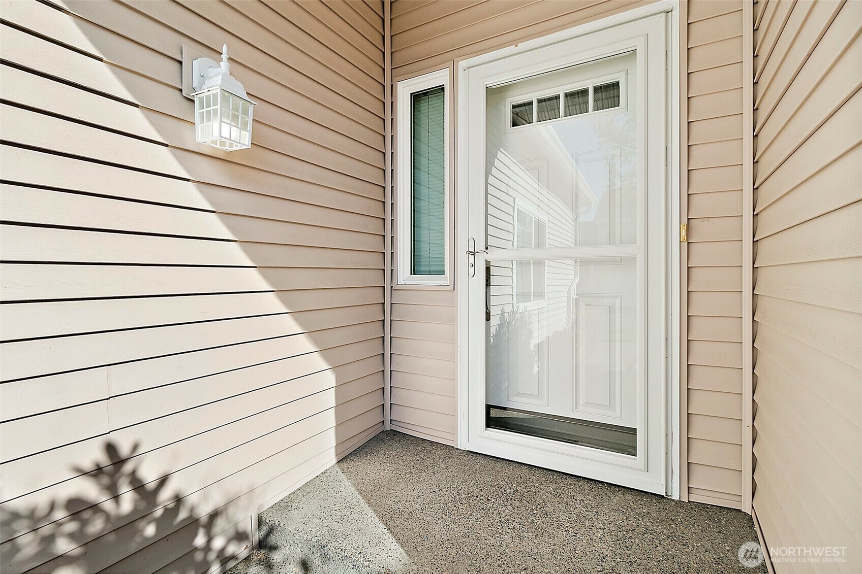 Property Photo: 1301 67th Street SE 4B WA 98092