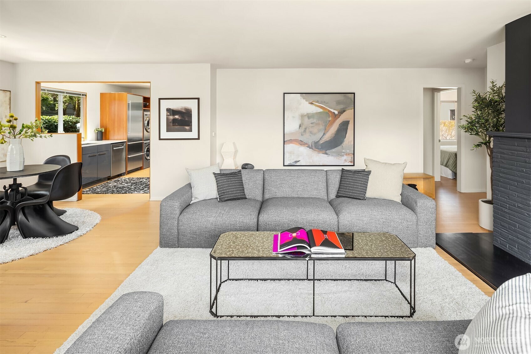 Property Photo: 1207 26th Avenue E WA 98112
