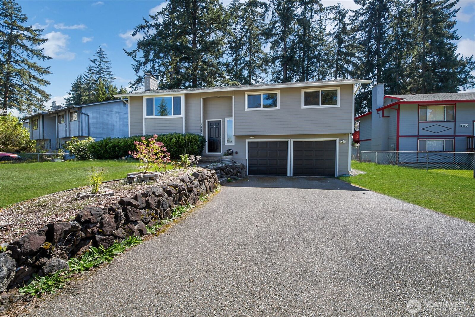 Property Photo:  2116 E 150th Street E  WA 98445 