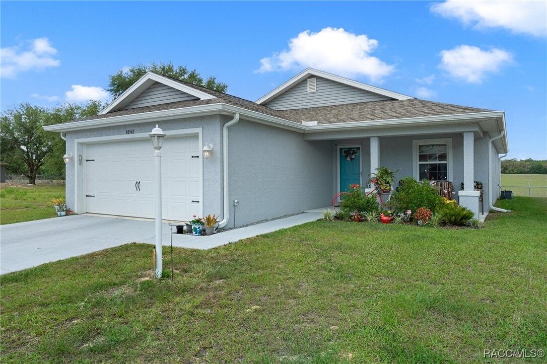 Property Photo:  10541 S Drew Bryant Circle  FL 34436 